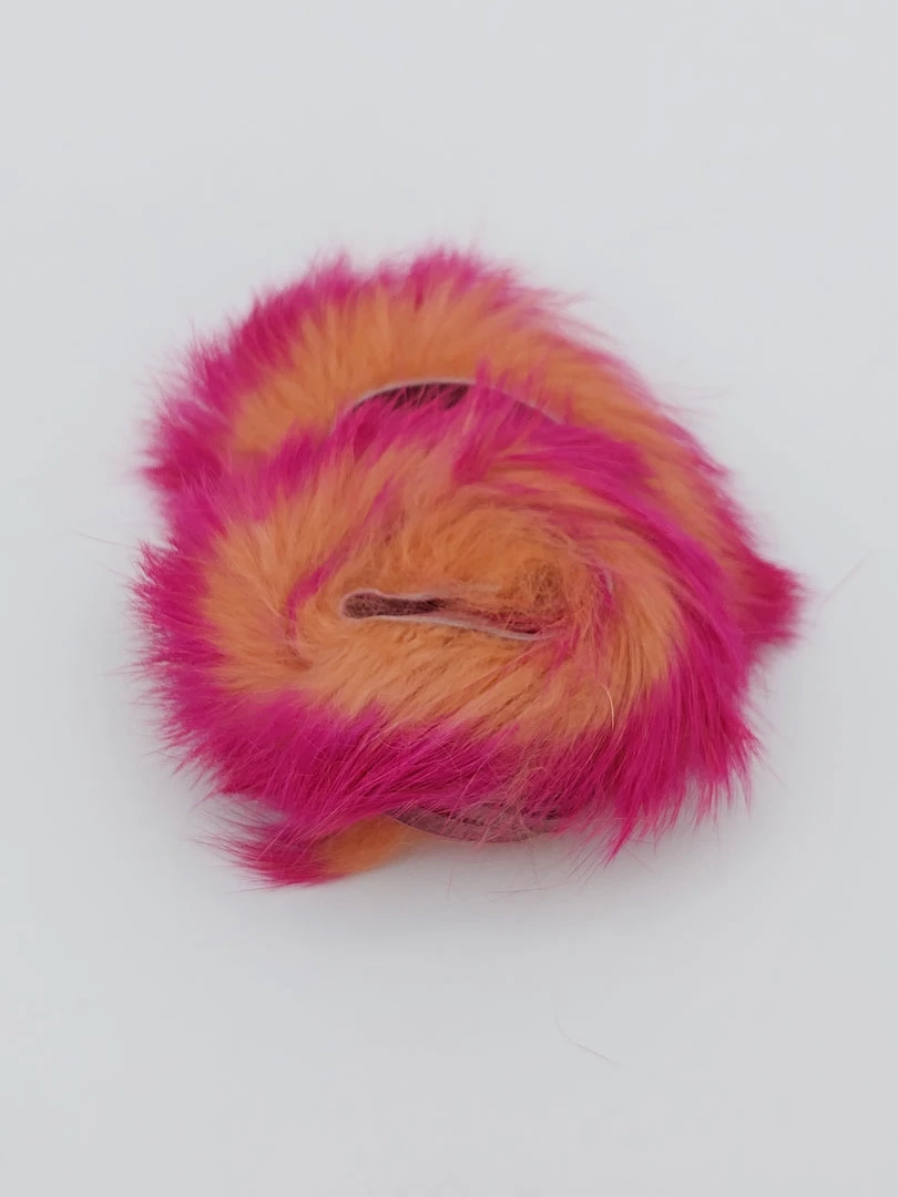 Fly Tying OfishL Fly Gear Two Toned Rabbit Zonker Strips 16 Fly Tying OfishL Fly Gear Two Toned Rabbit Zonker Strips